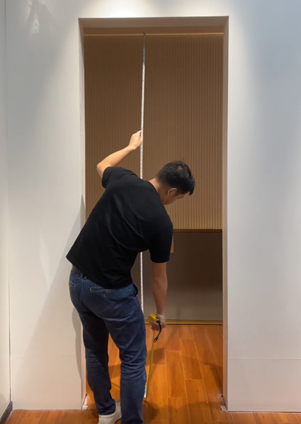 師傅現場覆尺度門