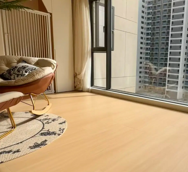 香港住宅客廳木紋磚防潮易打理真實案例